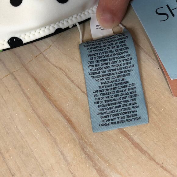 Shade & Shore NWT Women's Reversible Print Halter Bikini Top Daisy Polka Dot XL - Picture 11 of 11